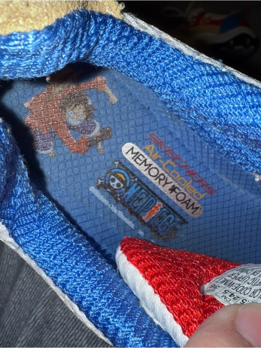 Skechers D'lites 2 X One Piece Women's Sneakers Luffy Limited Edition - Picture 4 of 6